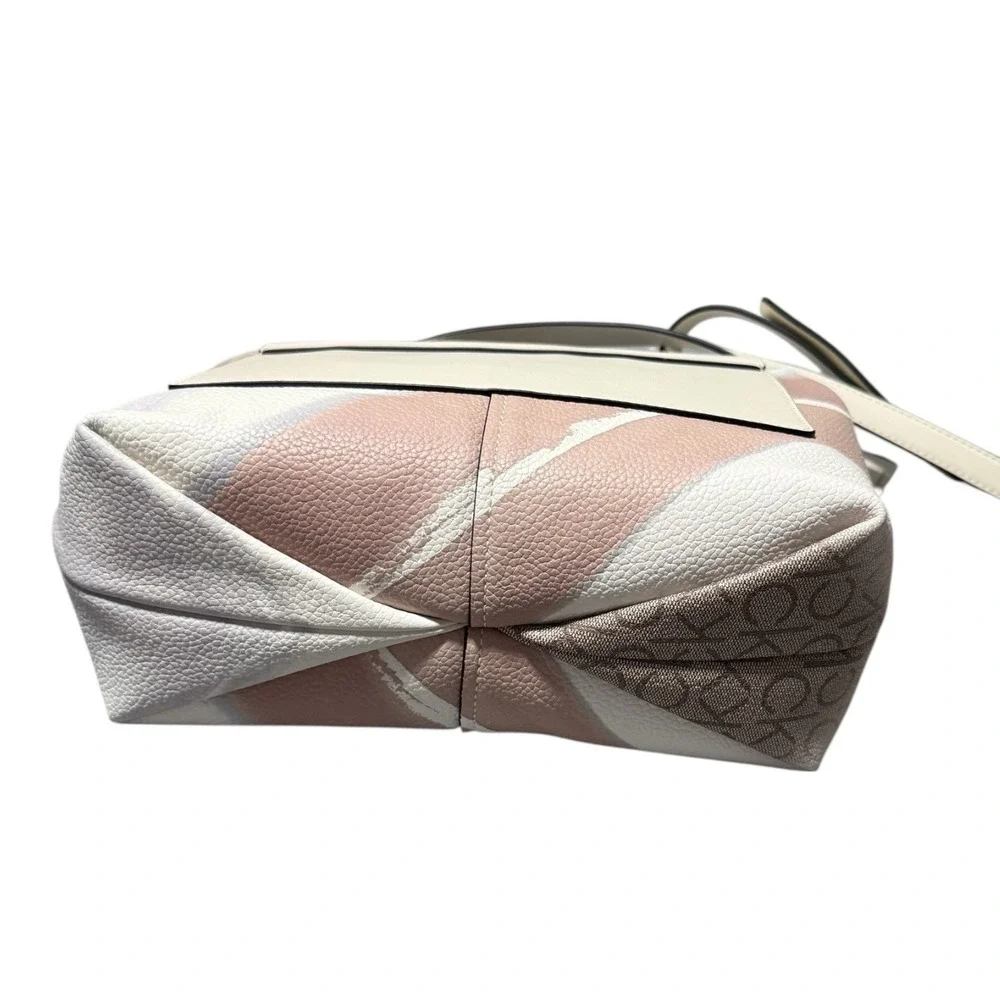 NWT Calvin Klein Myra Signature Crossbody Color Block Luxury Large‎ Bag $168